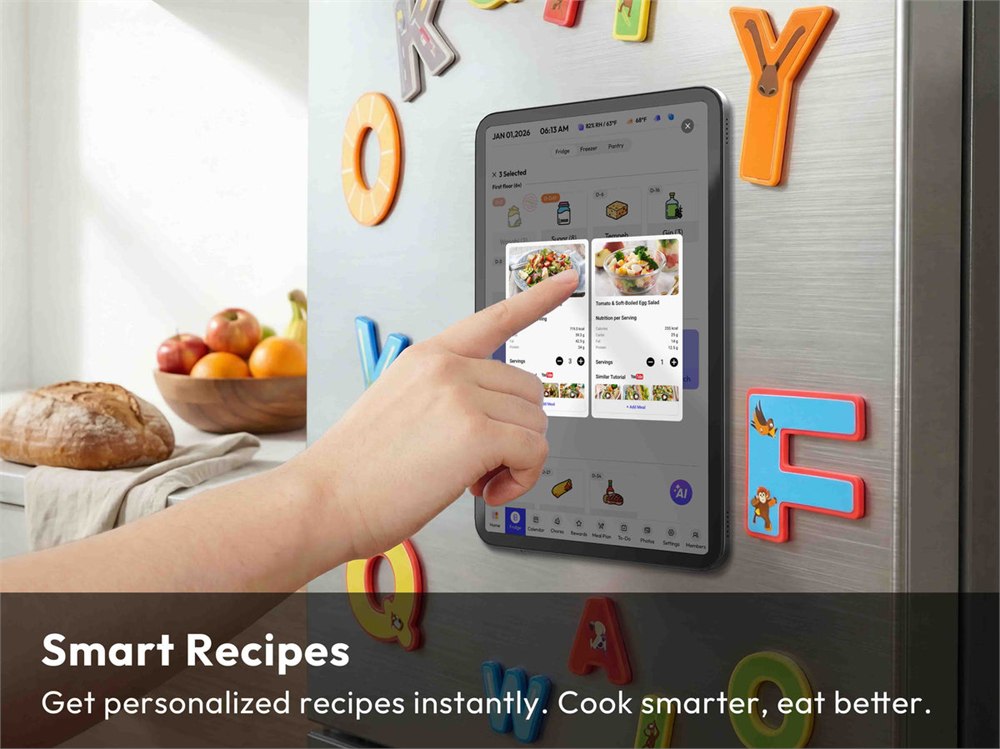 Everblog FridgeCal smart kitchen display with calendar and food tools