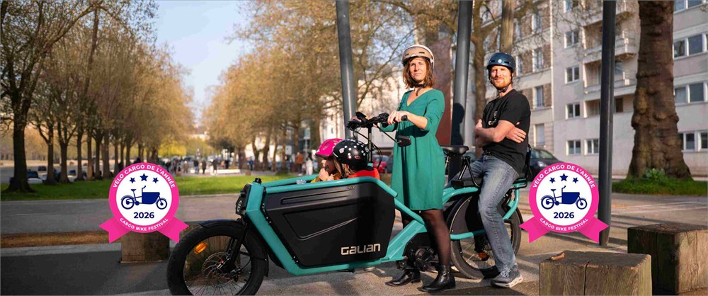 Galian Le Formidable cargotail e-bike carrying children and adults