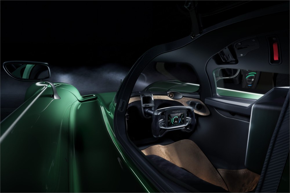 Interior cockpit of the McMurtry Spéirling PURE