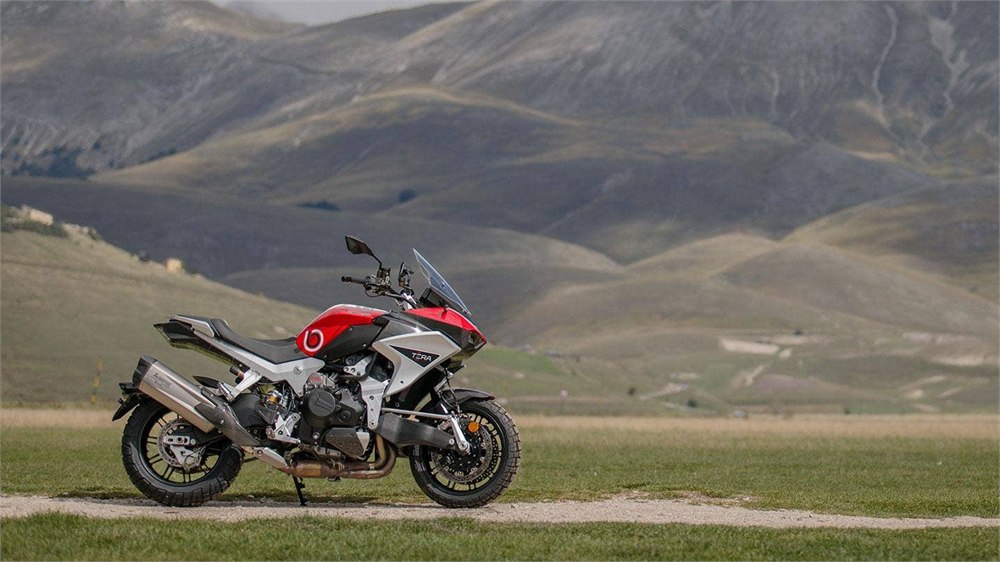 Bimota Tesi H2 Tera angular fairing and mechanical components