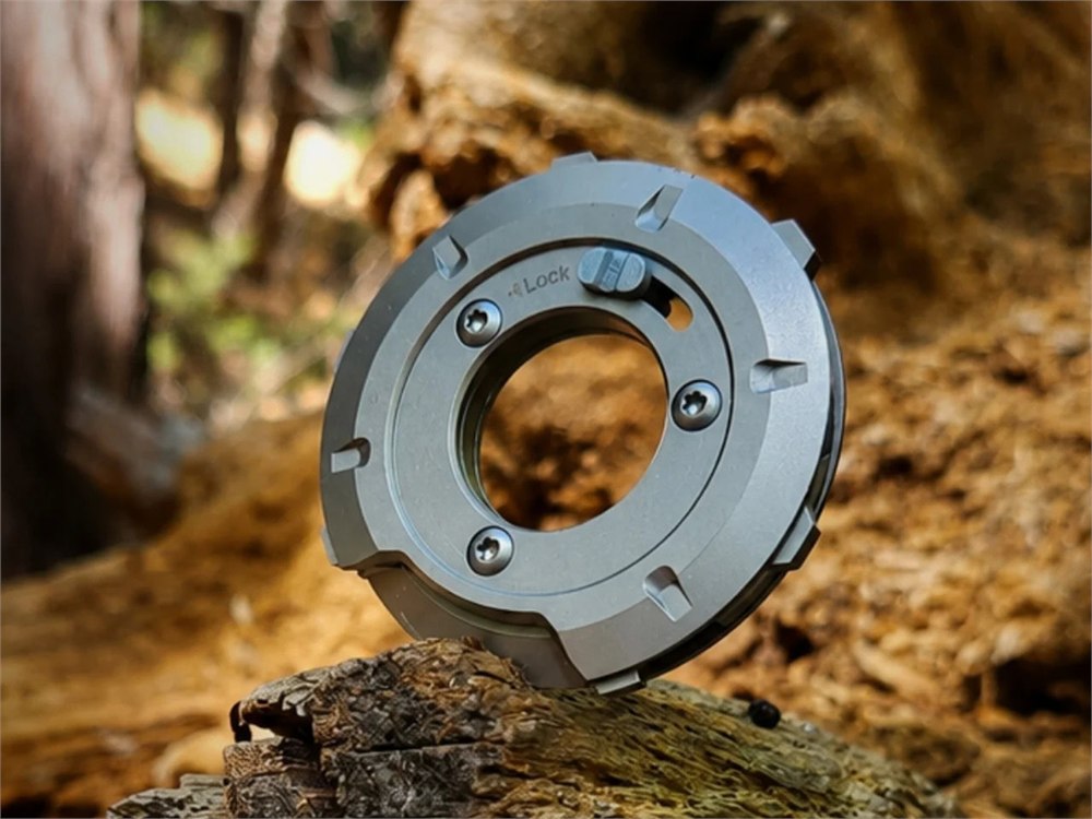 GEO rotating 5-in-1 multi-tool standing on an outdoor surface
