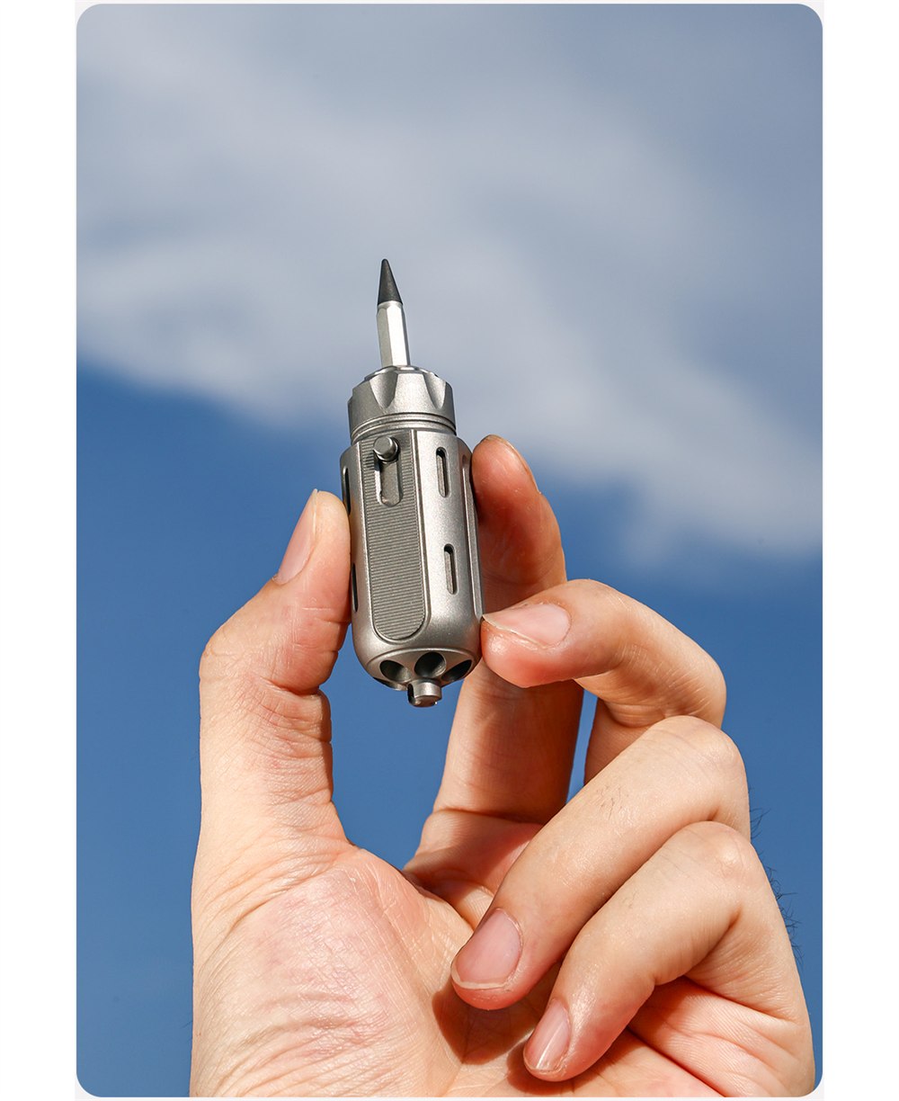 Close-up of GripNGo Vault textured titanium body and driver tip