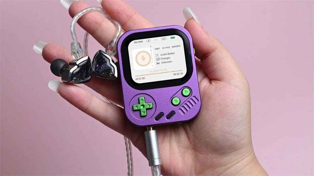 HIDIZS AP30 Music Boy being used as a tiny handheld music player