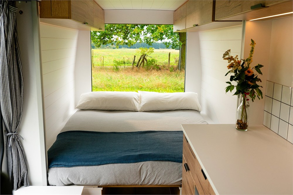 Hunker Pod removable campervan system official product photo 1