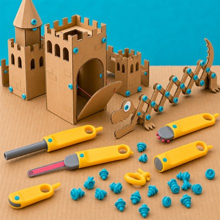 This Cardboard Construction Toolbox Turns Boxes Into Reusable Build Projects