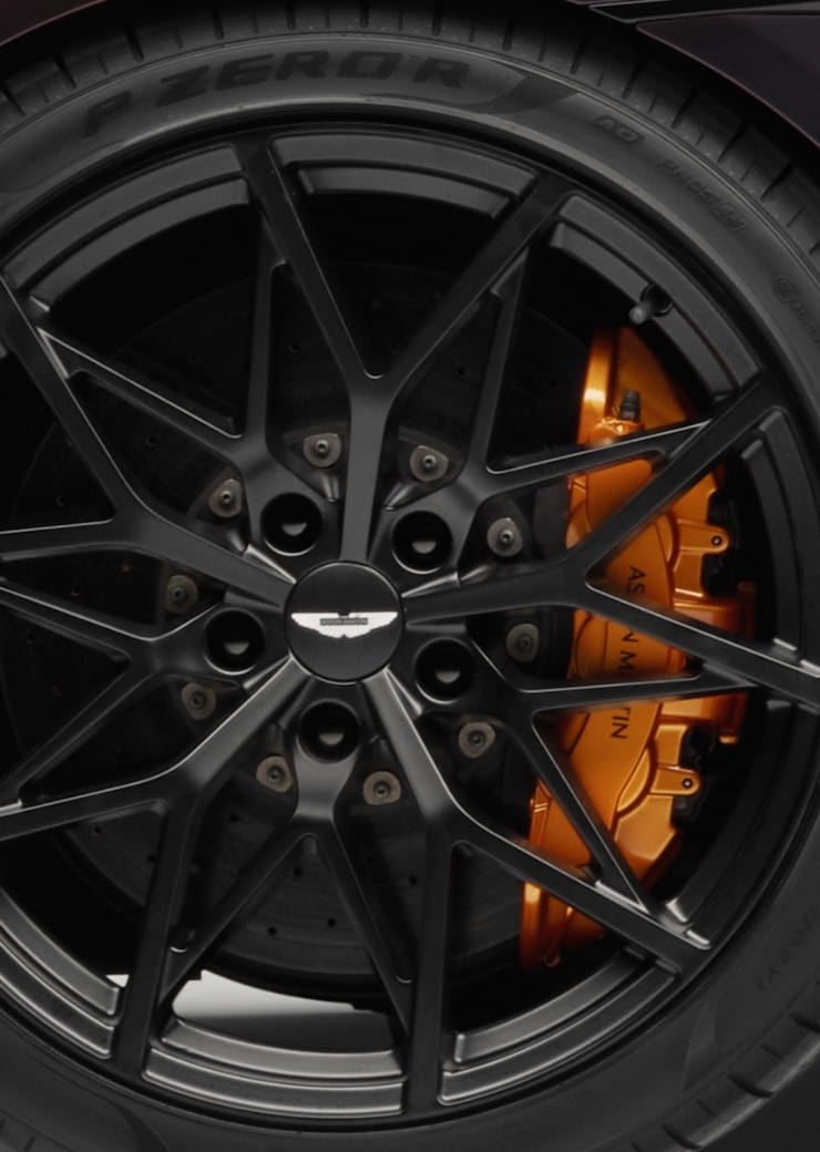 Aston Martin Valen magnesium wheel detail