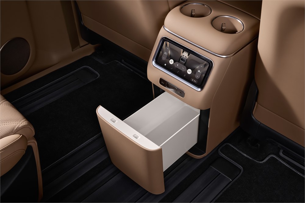Xiaomi SkyNomad N90 Max built-in 9-liter fridge drawer