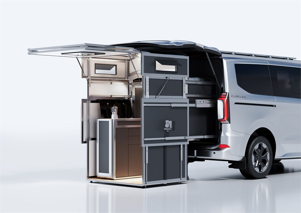Cubivan rear room extended behind a silver van