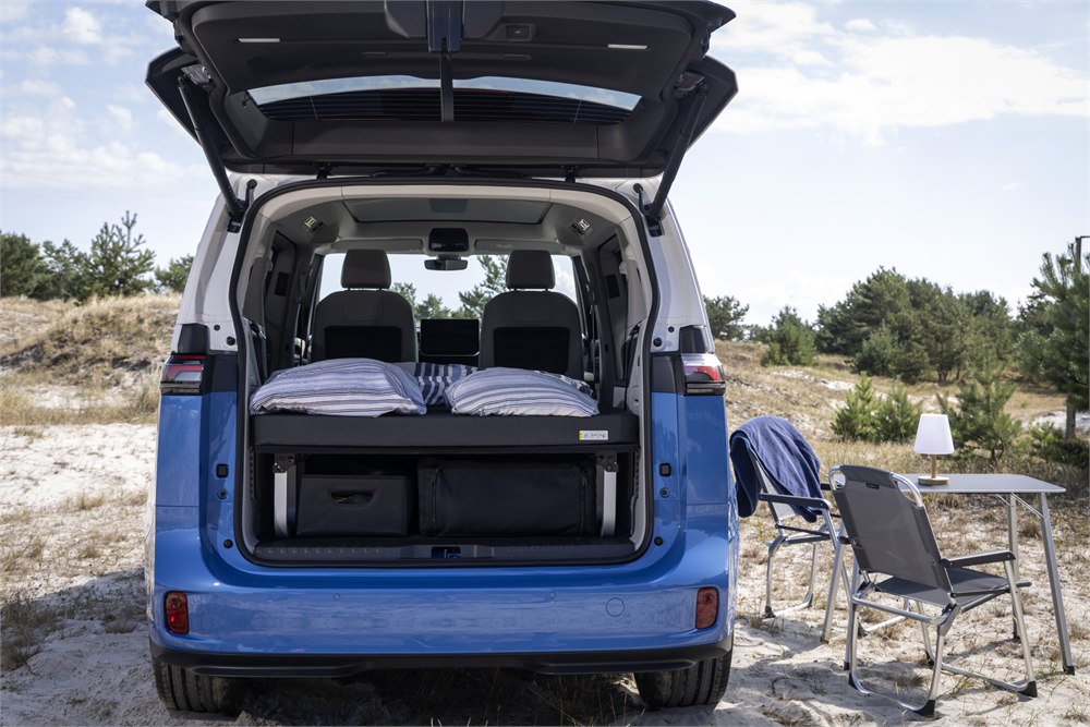 Two-person folding mattress viewed through the rear hatch
