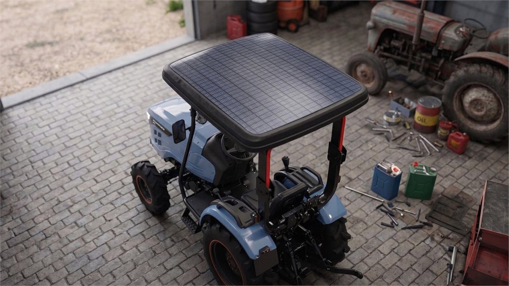 Overhead view of the tractor canopy