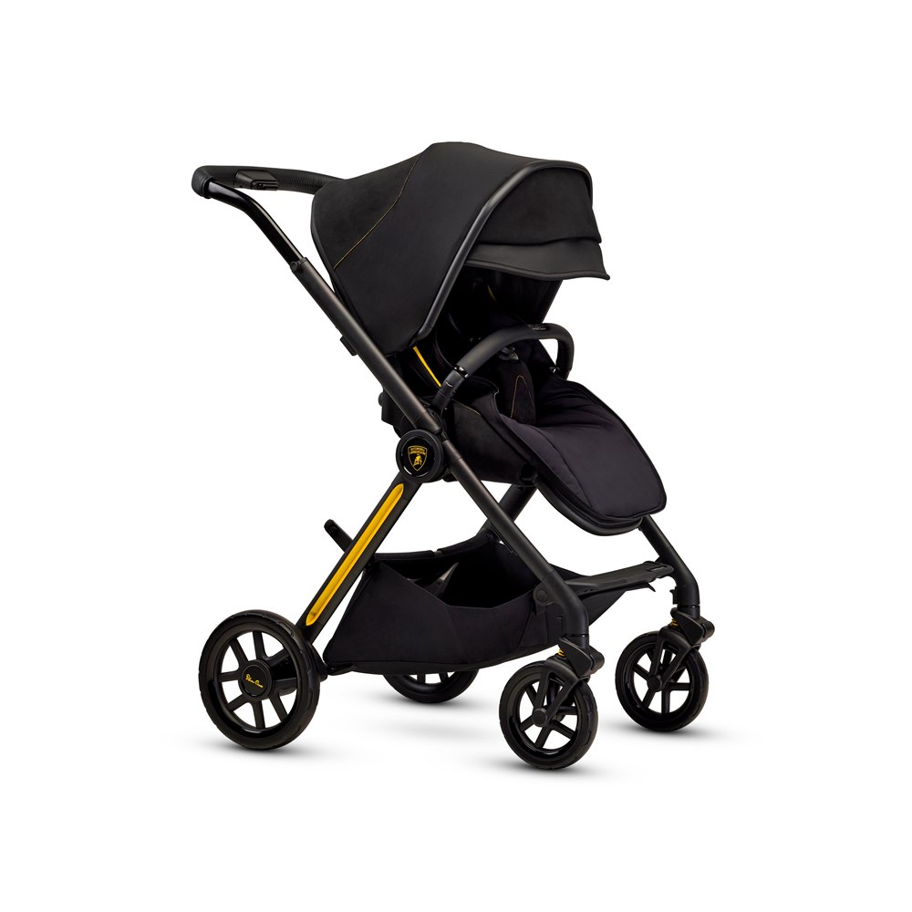 Reef AL Giallo stroller in world-facing seat mode with black frame and yellow accents