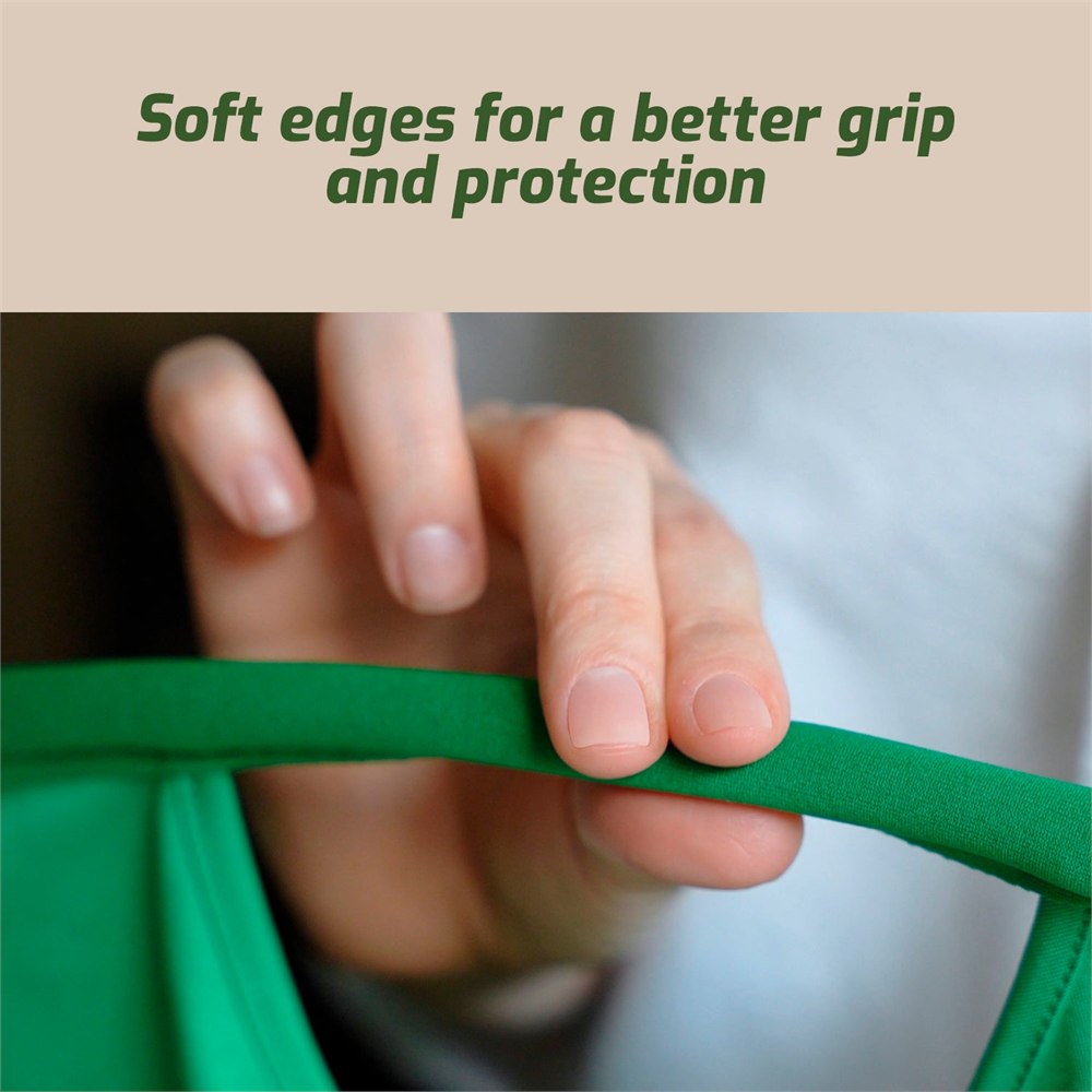 Close view of the flexible fabric-covered rim