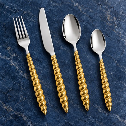 This Gold Shell-Handle Flatware Gives Your Dinner Table the Jewelry Treatment