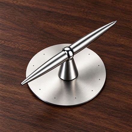 This Spinning Decision Pen Writes Notes and Picks Your Next Move