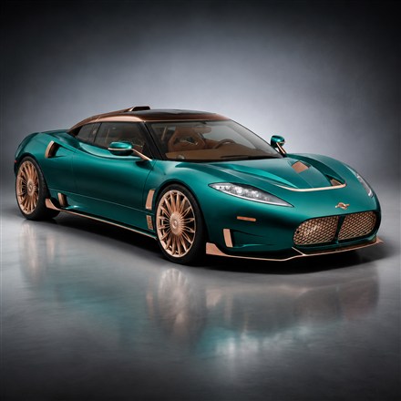 This Aircraft-Inspired Hypercar Pairs 800 HP With a Manual Gearbox