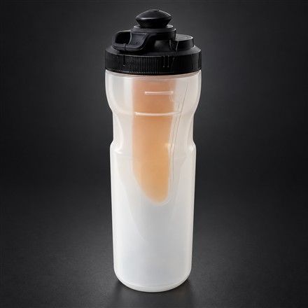 This Sports Bottle Switches Between Water and Energy Gel