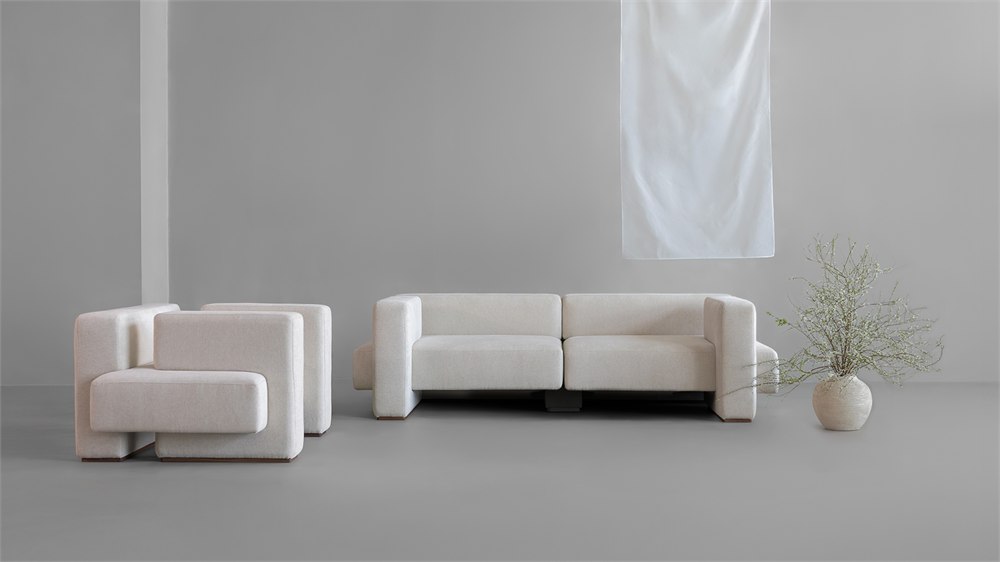 Gyeolgu one-seat sofa beside the separate three-seat model