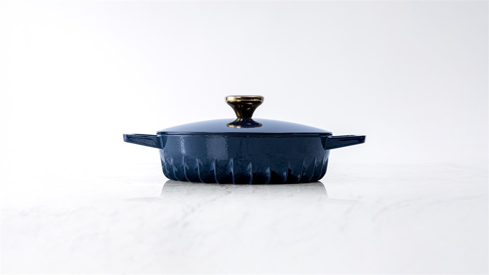 FIREUP blue braiser showing its finned exterior and matching lid