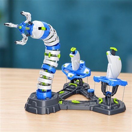 This Robotic Arm Kit Uses Cables and Joysticks to Grab Things Without Batteries