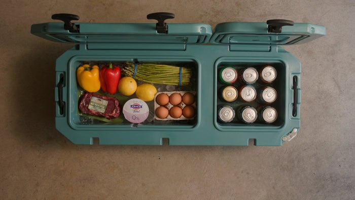 Food and drink arrangement in the two open cooler compartments