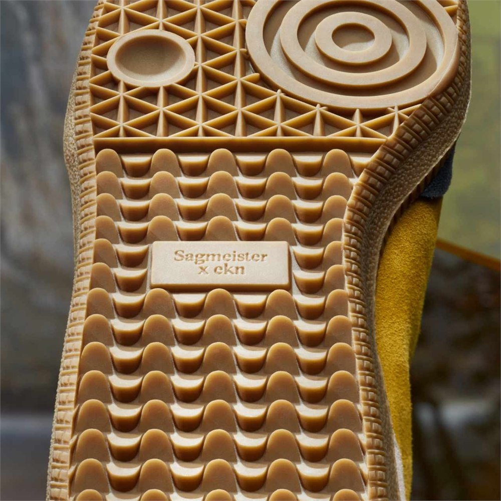 Geometric tread molded into the gum-colored outsole