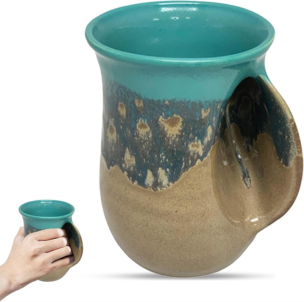Clay in Motion Island Oasis mug and example of a hand cradling its pocket