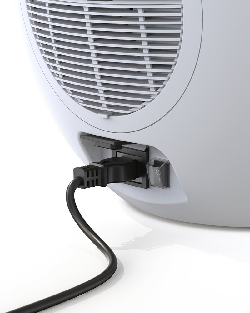 Rear power cord connection on Morus Zero