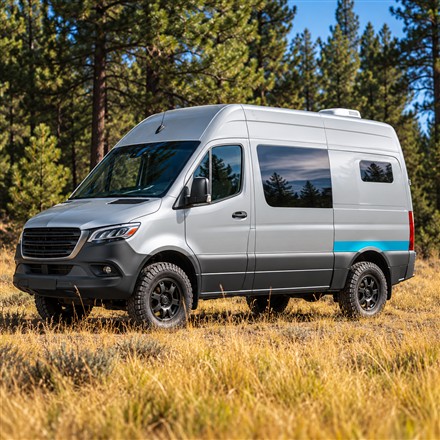This Modular Camper Van Turns Its Cargo Bay Into a Bed, Bench, or Table