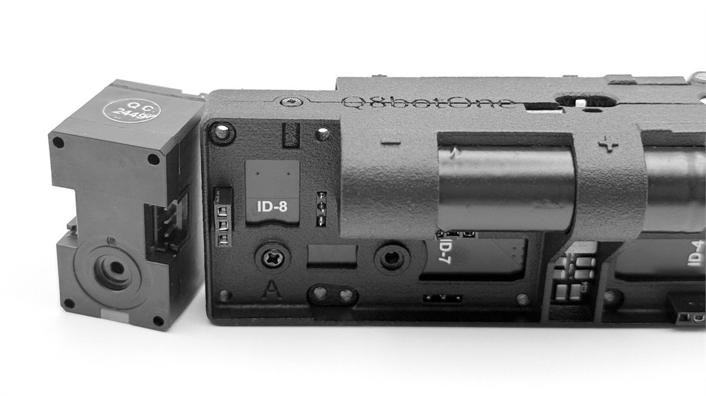 Close-up of Q8botOne battery and central body construction
