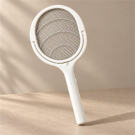 This Rotating-Head Electric Fly Swatter Reaches Walls and Ceilings