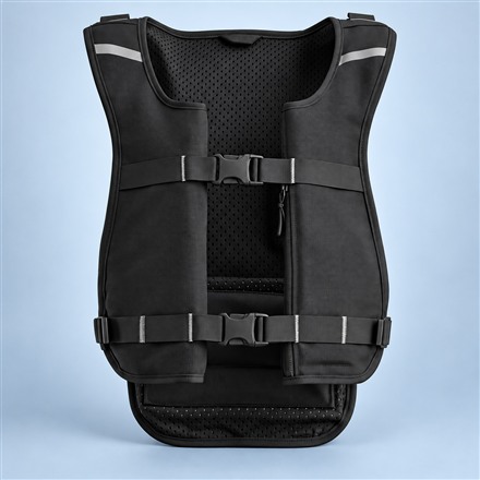 This Motorcycle Airbag Vest Can Run on Power From Your Phone